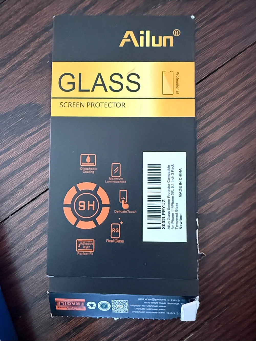 2 pack Ailun Glass Screen Protector Pack - Black and Gold Accents